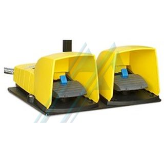 Double P&eacute;dale avec bouton d'arr&ecirc;t d'urgence pour les presses TUBOMATIC OU+P